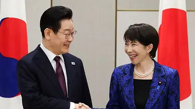 Takaichi se reúne con el presidente surcoreano para hablar de seguridad y relaciones económicas Takaichi se reúne con el presidente surcoreano para hablar de seguridad y relaciones económicas