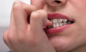 Qué es la onicofagia: el habito más común y poco saludable | Salud