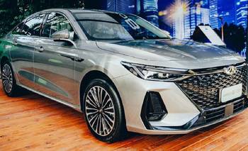 Chery Arrizo 8: El nuevo sedán con tecnología Super Hybrid | Autos