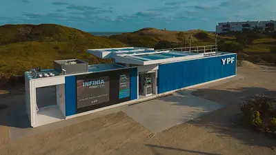 YPF inauguró la primera estación de servicio 100% móvil de Argentina YPF inauguró la primera estación de servicio 100% móvil de Argentina