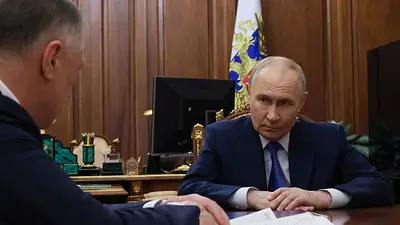 Rusia expulsa a un diplomático británico al que acusa de espionaje Rusia expulsa a un diplomático británico al que acusa de espionaje