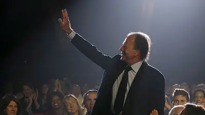 El cantante español Julio Iglesias niega las acusaciones de abusos El cantante español Julio Iglesias niega las acusaciones de abusos
