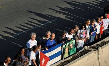 Cubanos protestan contra agresión de EEUU a Venezuela frente a embajada en La Habana | Venezuela