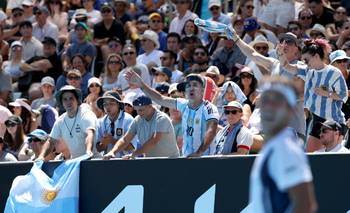 Récord de público frustra a los asistentes en la primera jornada del Abierto de Australia | Publico