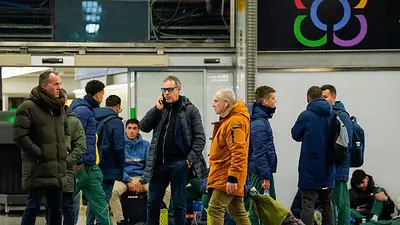 Dos trenes de alta velocidad descarrilan en España y dejan al menos cinco muertos: medios Dos trenes de alta velocidad descarrilan en España y dejan al menos cinco muertos: medios