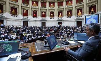 El Ejecutivo mandó su temario, pero el peronismo apunta a tratar primero el DNU de la SIDE | Sesiones extraordinarias