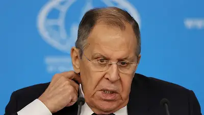 Lavrov afirma que Gran Bretaña no debe seguir llamándose "Gran" Bretaña Lavrov afirma que Gran Bretaña no debe seguir llamándose "Gran" Bretaña
