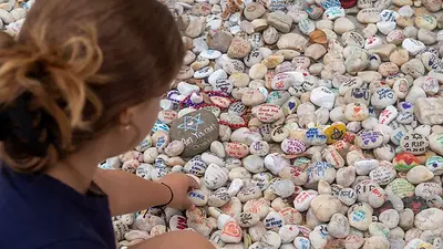 Australia aprueba leyes más estrictas sobre armas y delitos de odio tras tiroteo de Bondi Beach Australia aprueba leyes más estrictas sobre armas y delitos de odio tras tiroteo de Bondi Beach