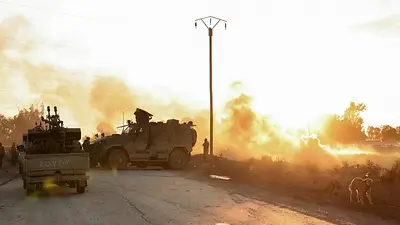 Siria da cuatro días a los kurdos para aceptar integración, mientras EEUU apunta a fin de su apoyo Siria da cuatro días a los kurdos para aceptar integración, mientras EEUU apunta a fin de su apoyo