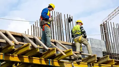 Construcción: el empleo está en su piso desde 2022 y hay 200 mil puestos menos con Milei Construcción: el empleo está en su piso desde 2022 y hay 200 mil puestos menos con Milei