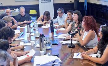 El bloque de UP se reunió con el CELS y Aministía por el rechazo al DNU de la SIDE | Javier milei presidente