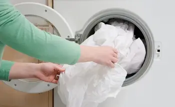 Truco infalible: cómo lavar sábanas y toallas para que queden completamente blancas | Trucos