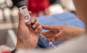 Hallaron una nueva función en una vacuna usada para una enfermedad común | Salud