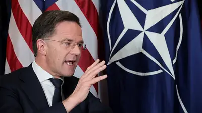 El secretario de la OTAN discutirá con Trump cómo mantener fuera a Rusia y China del Ártico El secretario de la OTAN discutirá con Trump cómo mantener fuera a Rusia y China del Ártico