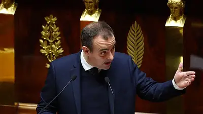 El Gobierno francés supera las mociones de censura por el presupuesto El Gobierno francés supera las mociones de censura por el presupuesto