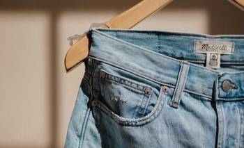 La técnica secreta para lavar los jeans y que no pierdan color | Jean