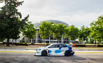 Vivian abrió las pruebas del TC2000 en el circuito callejero porteño | Automovilismo