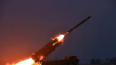 Corea del Norte dispara misiles al mar mientras se negocia para limitar el papel militar de EEUU Corea del Norte dispara misiles al mar mientras se negocia para limitar el papel militar de EEUU