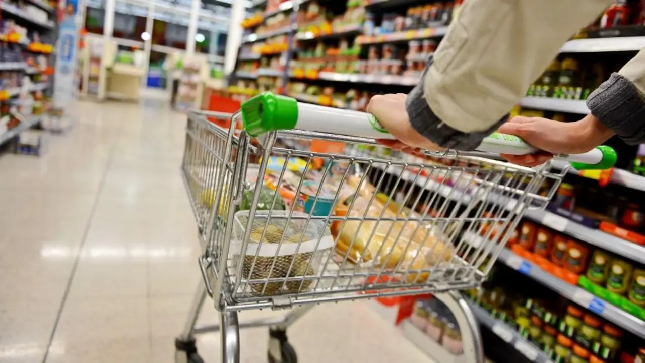 La inflación de alimentos fue de 0,6% en la semana, con presión de carnes y panificados