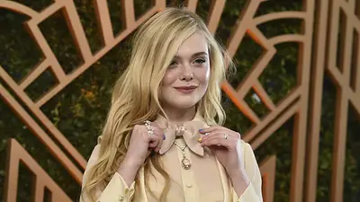 Elle Fanning Elle Fanning
