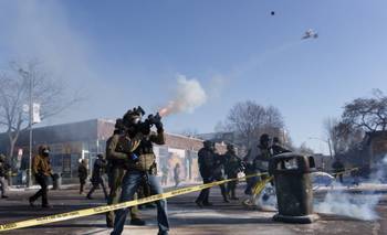 Trump reorganiza operación de inmigración de Mineápolis mientras Casa Blanca busca controlar daños | Eeuu