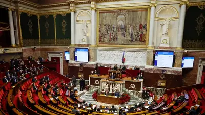 Gobierno francés sobrevive a mociones de censura sobre el gasto del presupuesto de 2026 Gobierno francés sobrevive a mociones de censura sobre el gasto del presupuesto de 2026