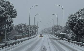 La borrasca Kristin deja dos muertos en España y Portugal y a 800.000 portugueses sin electricidad | Iberia