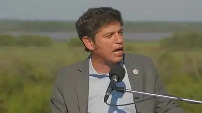 Kicillof responsabilizó a Milei de una temporada con "caída de veraneantes y de consumo" Kicillof responsabilizó a Milei de una temporada con "caída de veraneantes y de consumo"