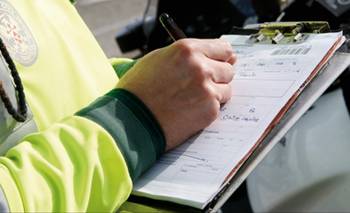 Cuanto vale una multa por estacionar mal el auto en CABA | Multas