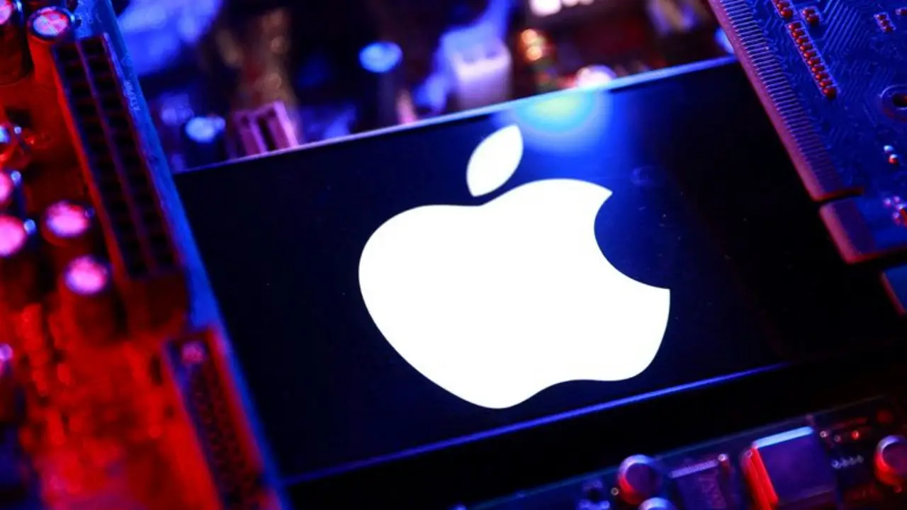 Apple advierte que el alza de precios de memoria afecta ganancias ante auge de chips IA