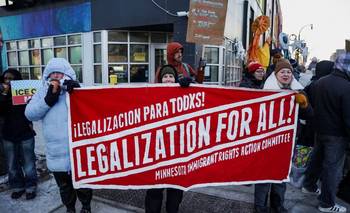 Estadounidenses convocan a protestas y huelgas tras los tiroteos mortales del ICE en Mineápolis | Eeuu