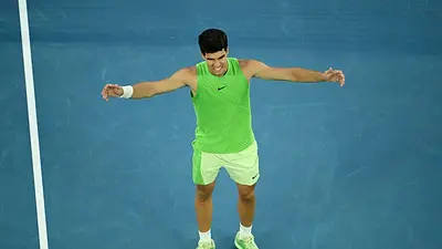 Alcaraz dice que nunca pensó en abandonar el épico partido de Melbourne a pesar de los calambres Alcaraz dice que nunca pensó en abandonar el épico partido de Melbourne a pesar de los calambres