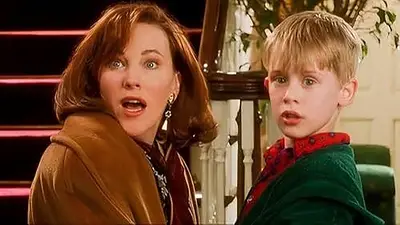 Macaulay Culkin. Catherine O'Hara Macaulay Culkin. Catherine O'Hara