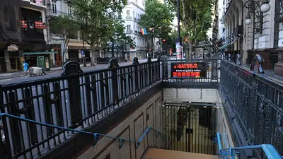La Línea C del subte no funciona por el paro escalonado La Línea C del subte no funciona por el paro escalonado