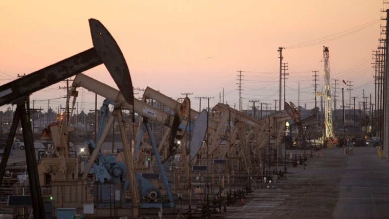 Los precios del petróleo registran hoy importantes repuntes