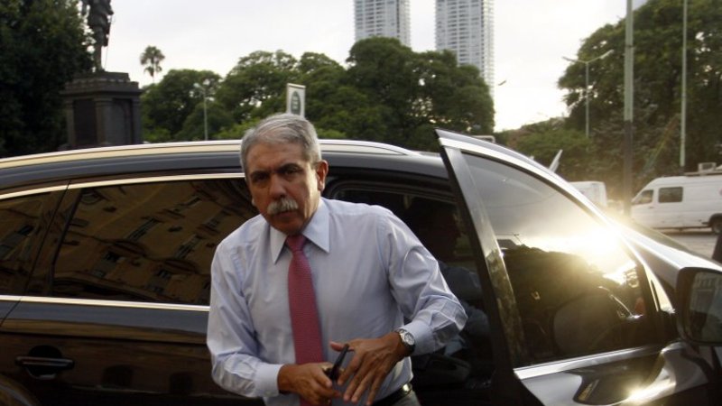 Aníbal Fernández sobre Fein: "Se va de acá a ponerse la malla; la verdad no lo entiendo"