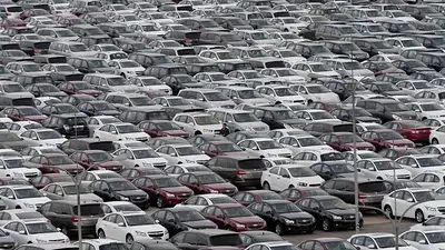 La producción de autos se desplomó 29,1% en enero La producción de autos se desplomó 29,1% en enero