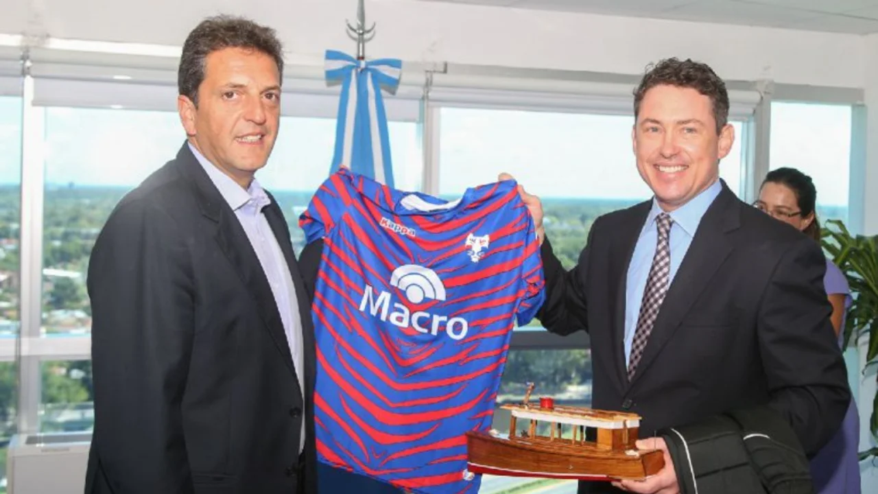 Massa se reunió con el embajador de Estados Unidos