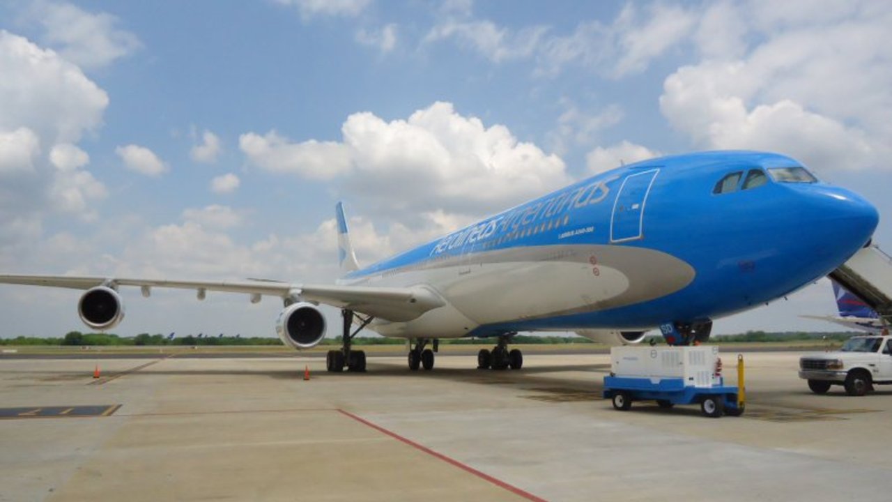 Ministerio de Trabajo dictó conciliación obligatoria: Aerolíneas y Austral operan normalmente