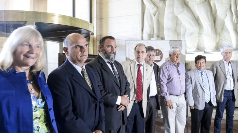 A horas del 18F se recalientan los cruces