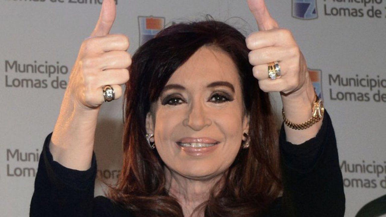 Por Twitter, Cristina agradeció los saludos por su cumpleaños