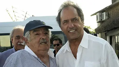 Capitanich le respondió a Mujica por sus críticas a la Argentina Capitanich le respondió a Mujica por sus críticas a la Argentina