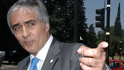Montoya, tras las críticas: "No quise sugerir ninguna fórmula" Montoya, tras las críticas: "No quise sugerir ninguna fórmula"