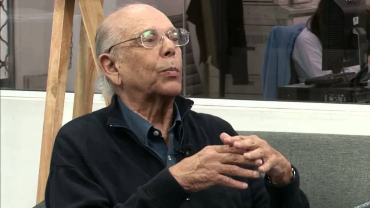Ex presidente uruguayo dice que CFK quiere que la echen y que el Papa es "muy kirchnerista"
