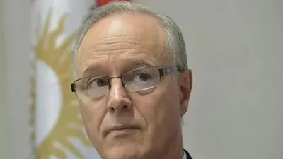Gollán sobre el plan de vacunación: "Tenés que ser muy mal gestor para no pegarle durante tres años" Gollán sobre el plan de vacunación: "Tenés que ser muy mal gestor para no pegarle durante tres años"