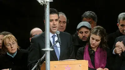 Rafecas sobre la denuncia de Nisman: "No es posible abrir una investigación penal en estas condiciones" Rafecas sobre la denuncia de Nisman: "No es posible abrir una investigación penal en estas condiciones"