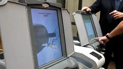 La Defensoría del Pueblo recomienda frenar el voto electrónico en la Ciudad La Defensoría del Pueblo recomienda frenar el voto electrónico en la Ciudad
