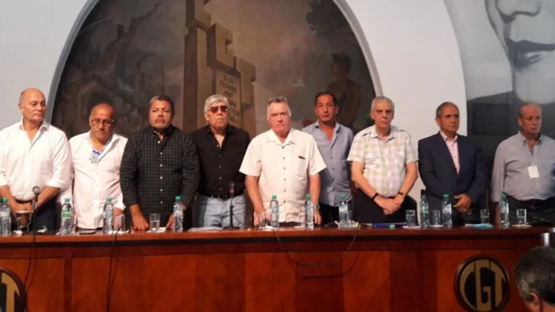 Paritarias 2016: los gremios presionan ante el aumento de la luz