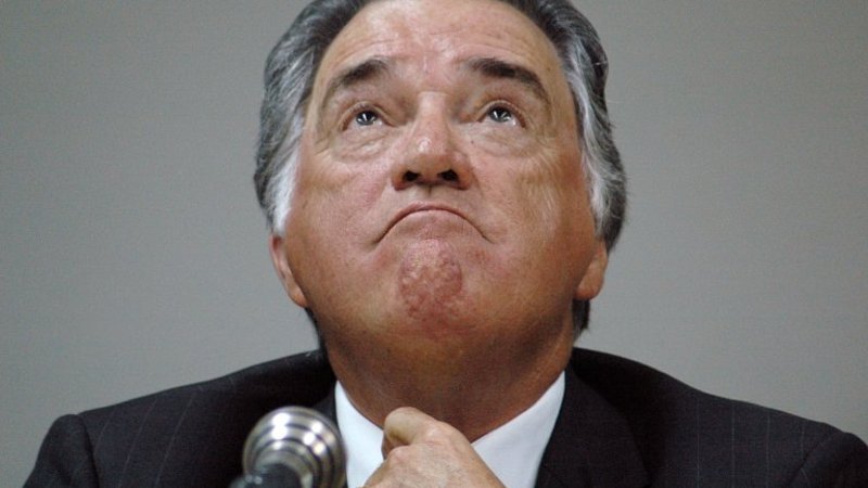 Barrionuevo le pidió al gobierno "que no se meta" en la discusión salarial