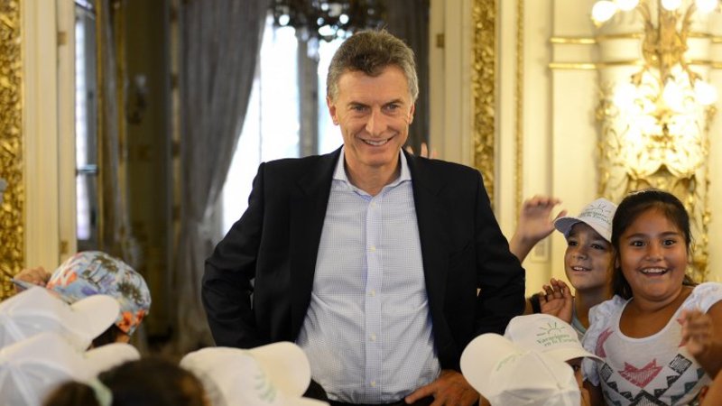 El primer sueldo de Macri, con un 30% de aumento respecto al de Cristina